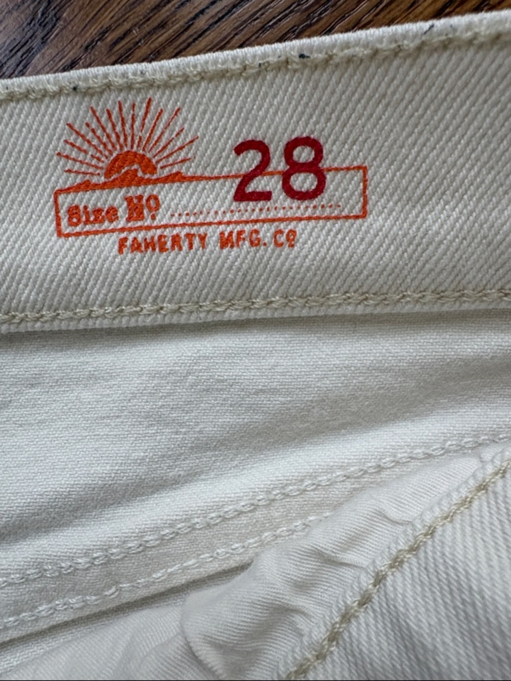 Faherty Sunwashed Raw Hem Denim Shorts - Egret - Picture 3 of 5